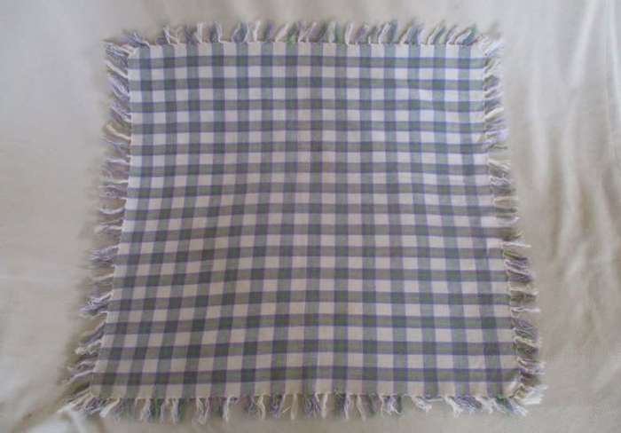 A cheerful gingham cloth with lovely colours