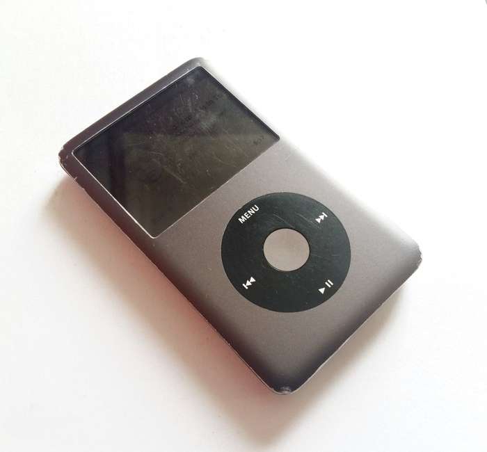Apple iPod Classic |  160GB | Make An Offer!