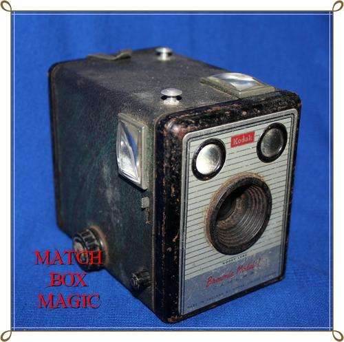 VINTAGE CAMERA :MAKE:KODAK LTD MODEL:BROWNIE MODEL 1