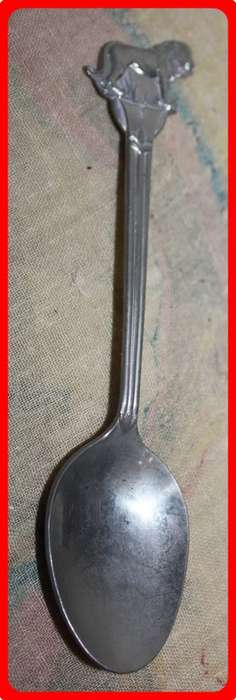 VINTAGE KRUGERPARK WILDTUIN SOUVENIR TEASPOON EPNS TOPPED WITH A LION