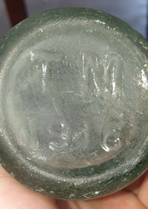 COLLECTION OF FIVE VINTAGE BOTTLE'S
