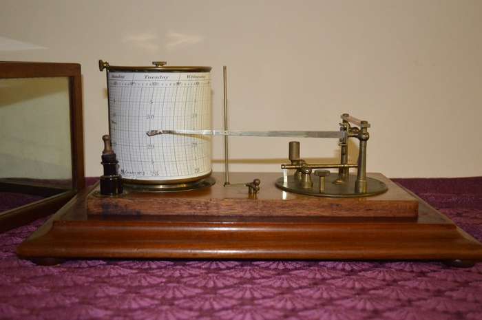 Cooke Troughton and Simms  swiss made Barograph with extra sheets