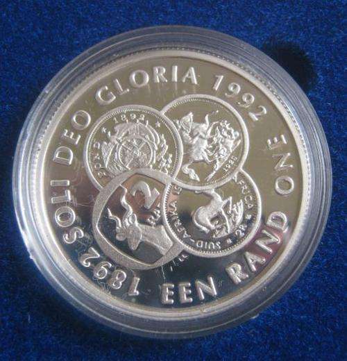 *** 1992 - SILVER R1 PROTEA SERIES - COINAGE  - IN SA MINT BOX AS ISSUED ***