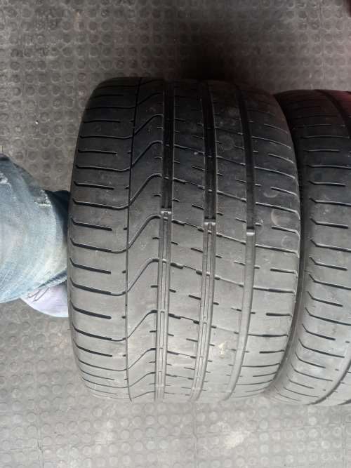 305/30/19 × 2 Pirelli Pzerro tyres. 80% thread life
