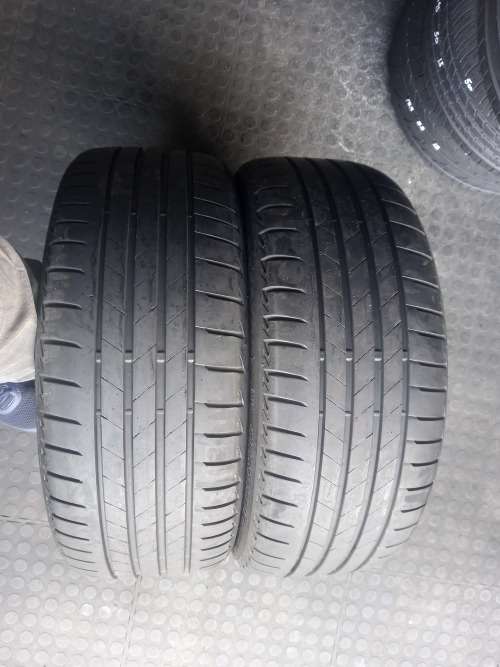 225/45/18 × 2 Bridgestone Tyres. Tyres are non runflat
