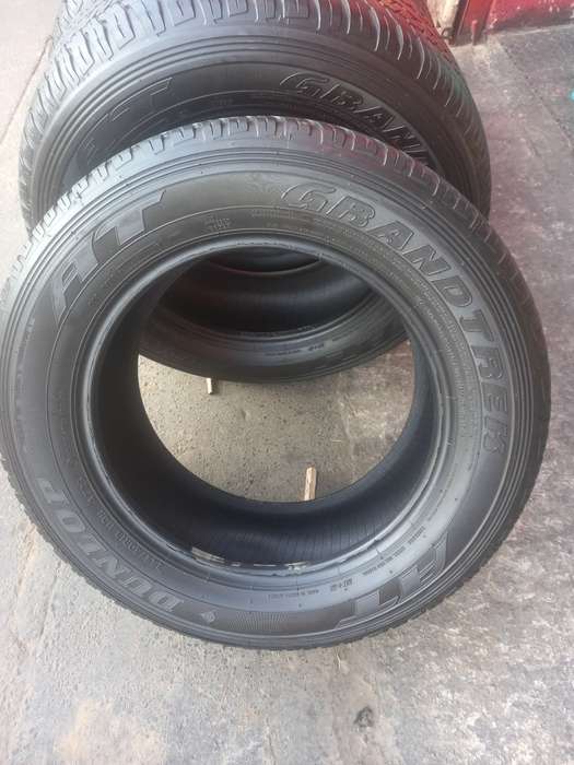 265/60/18 Dunlop Grandtrak AT. Excellent Condition