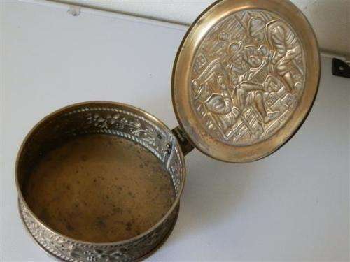 Vintage Embossed Yellow Copper Wood Handled Silent Butler with Lid