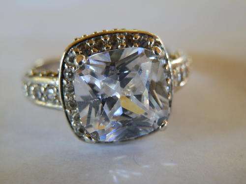 Good weight - 5.2 gram - sterling silver ring - thirty (30) days to pay