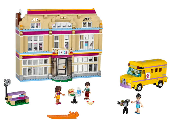 LEGO 41134 Friends Heartlake Performance School (Discontinued by Manufacturer 2016) Hard-to-find