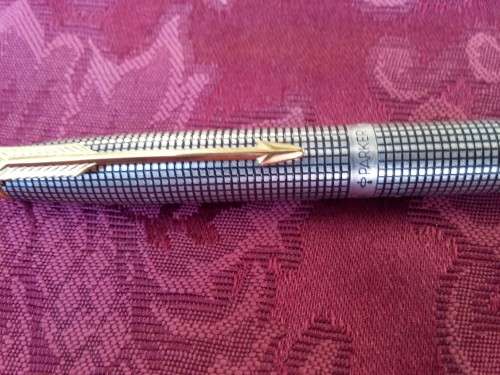 Parker 75 Sterling silver Fountain Pen - 14k  solid Gold "Fine" Nib Date marked Q