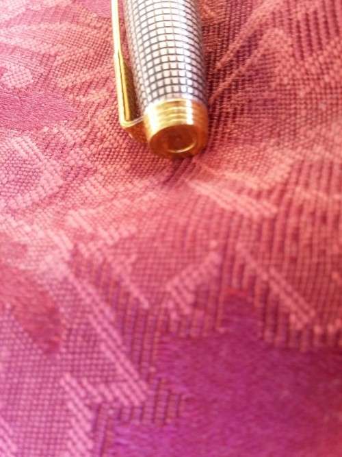 Parker 75 Sterling silver Fountain Pen - 14k  solid Gold "Fine" Nib Date marked Q