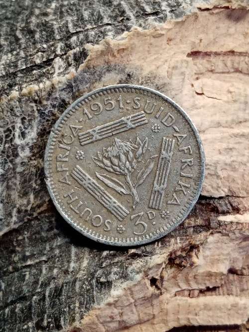 Threepence 1951
