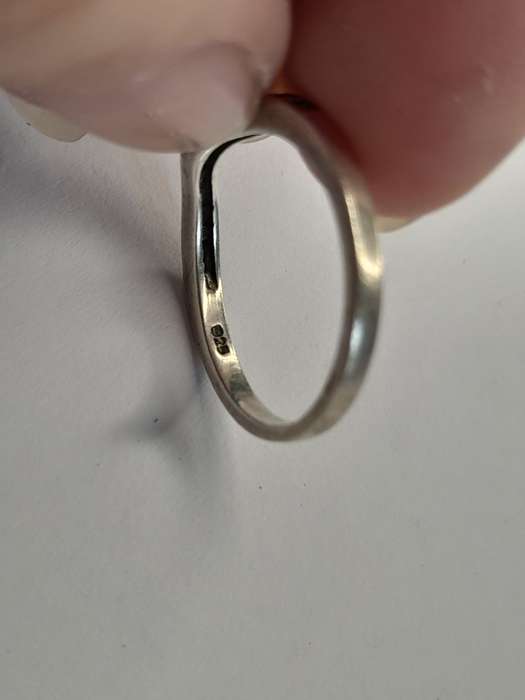 Sterling silver ladies ring Size: K NO BOX
