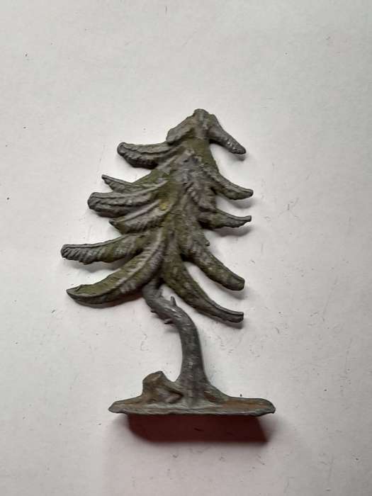 Lead vintage pieces  farm diorama scene accessory