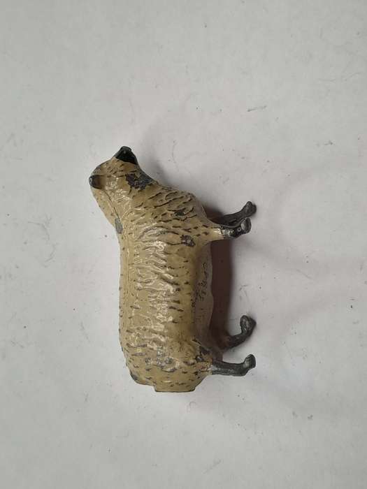 Vintage lead farm animals diorama scene accessory