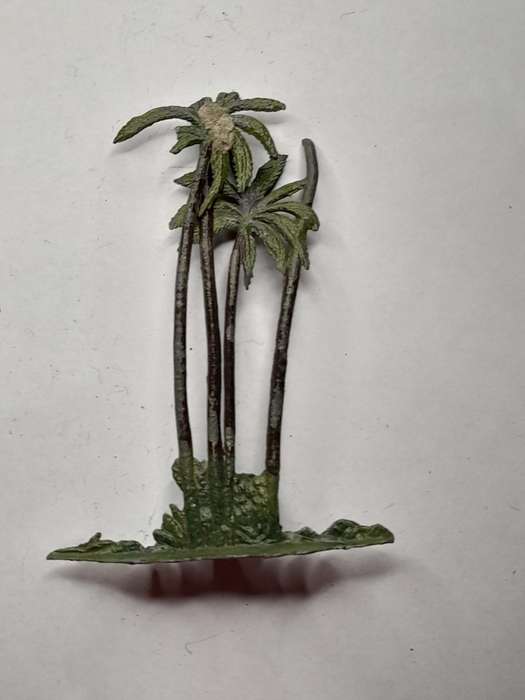 Vintage lead tree diorama scene accessory