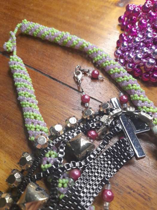 Collection of costume jewellry