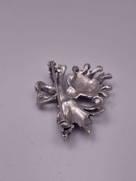 Sterling silver brooch