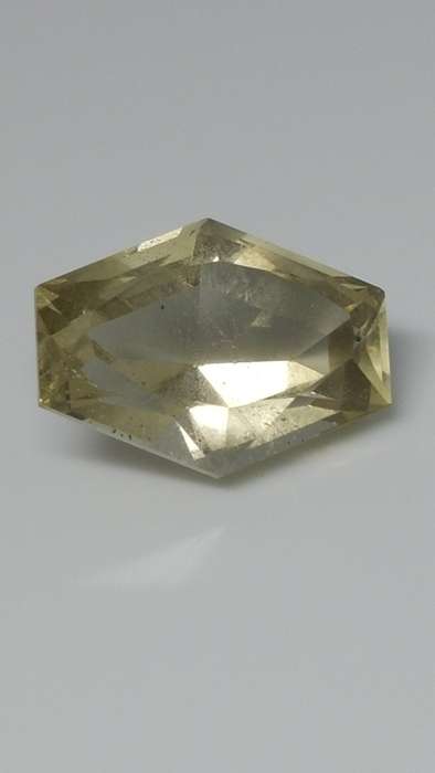 3.35CT ULTRA RARE SHAPE & CHARACTERISTICS! 100% NATURAL GENUINE CHAMPAGNE CITRINE