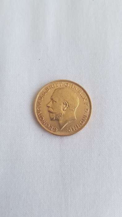 Gold Sovereign - King George 1913