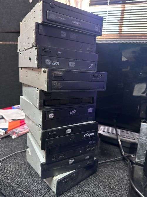 Genuine IDE DVD-RW, CD-R CD-ROM Desktop Internal ROM.All for R200