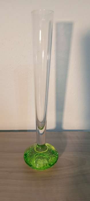 Lovely Tall 25cm Green Bullicante Bubbles Bud Vase