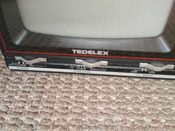 Vintage Tedelex 5` Black & White Portable TV, Radio & Simulcast (Tested & Working)