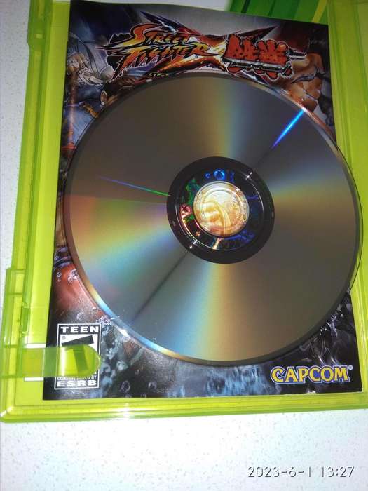 Street Fighter X Tekken Microsoft Xbox 360 NTSC  - Complete with Manual (NOT Tested)