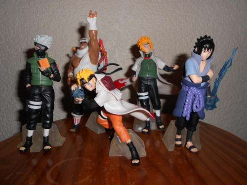 Set of 5 Naruto Figurines