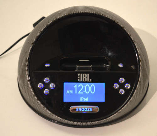 JBL On Time Micro AM/FM Radio and Speaker Dock for iPod/iPhone