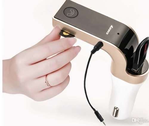 Carg7 Wireless Car FM Transmitter Charger