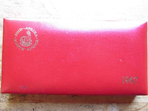 **CRAZY R1 START** 1967 PROOF SET **SHORT PROOF SET IN LONG BOX**