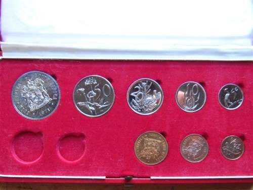 **CRAZY R1 START**1971 PROOF SET**COMPLETE SHORT SET IN LONG BOX**