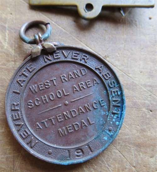 1905 West Rand Schools attendance medal with 2 year Bar - Roodepoort Maraisburg