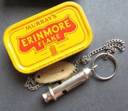 Vintage Erinmore Flake Tin & Whistle