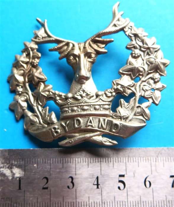 Large Bydand Gordon Highlanders Military Cap Badge Scottish