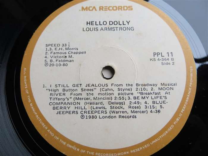 Vintage Vinyl LP - Hello Dolly - Louis Armstrong -Cover damaged/VG