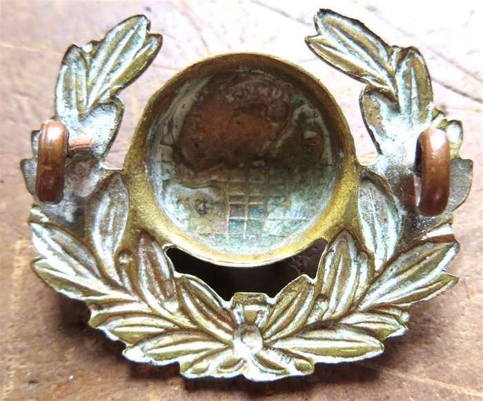 Royal Marines dress collar Badge