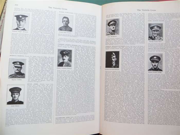 The Victoria Cross - 1856 to 1920 - hardcover Sir O`Moore Creagh VC.GCB. and E M Humphris