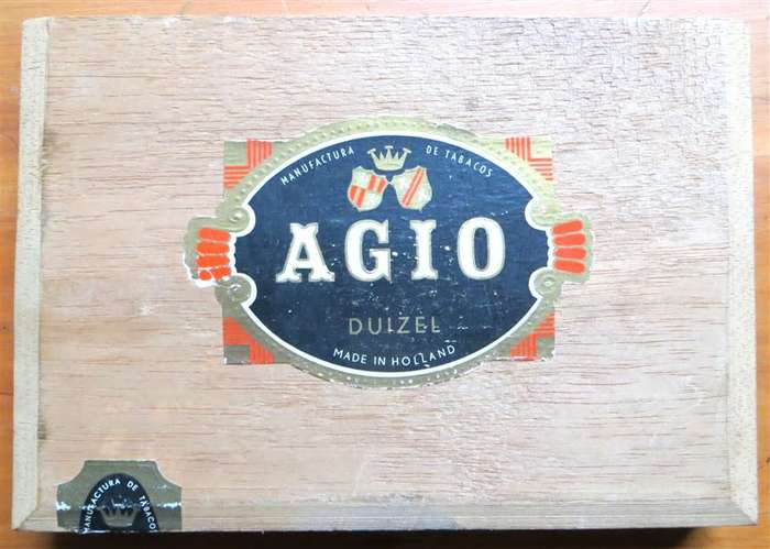 AGIO - Made in Holland Wood Cigar Box + Assorted items