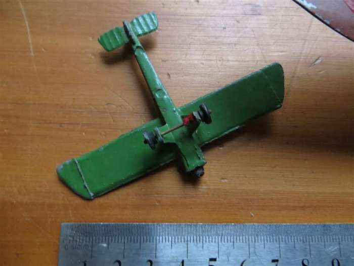 2 x  small metal Toy Airplanes + Rank Badge/Patch - 1 Bid