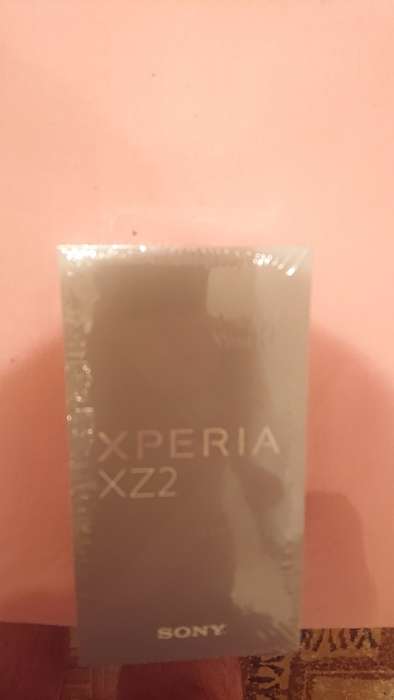 Sony xperia XZ2 cell phone