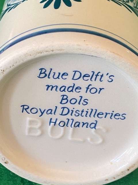 VINTAGE BLUE DELFT DECANTER MADE FOR BOLS BRANDY NETHERLANDS