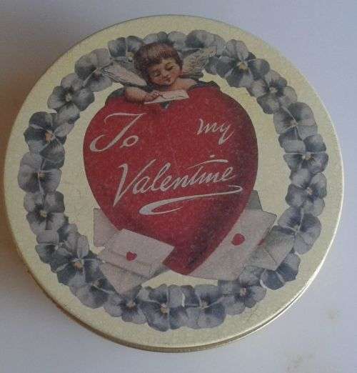 Cadbury`s `To my valentine` tin
