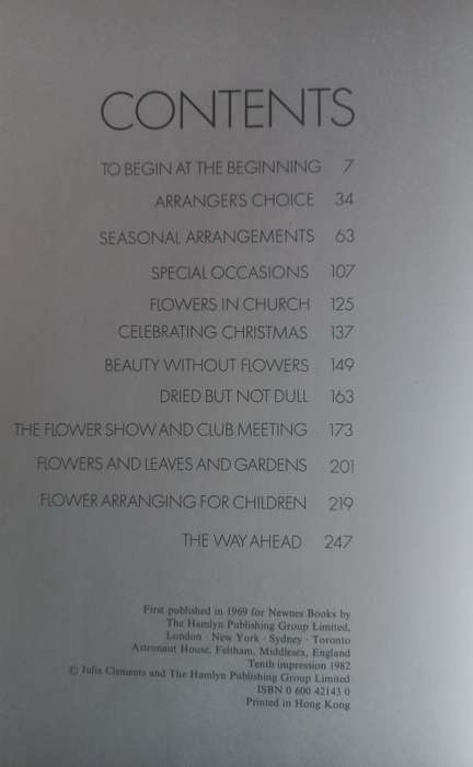 Gift book of flower arranging by Julia Clements