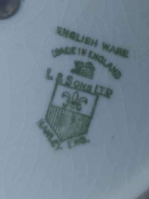 Hanley Eng. L & Sons cake plate