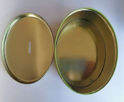 Baumann`s sporty bears savingsbank tin
