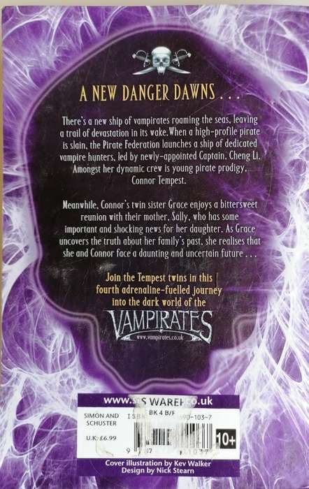 Vampirates Black Heart by Justin Somper