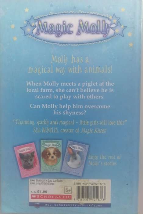 Magic Molly The shy piglet by Holly Webb
