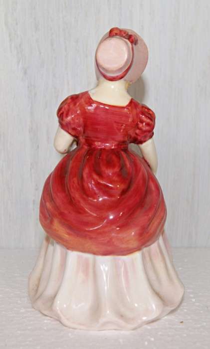 *REDUCED* Paragon `Miss Pamela` Figurine